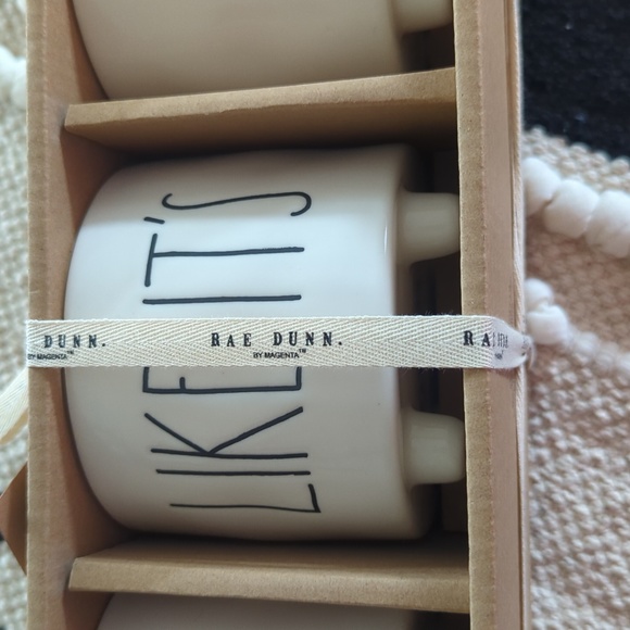 💥3/40💥 Rae Dunn flower pot set - Picture 3 of 5